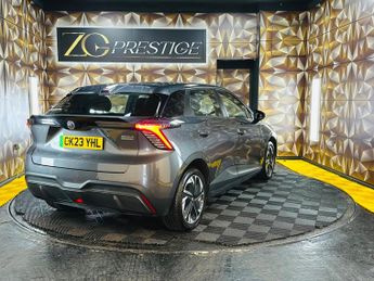 MG MG4 51kWh SE Auto 5dr