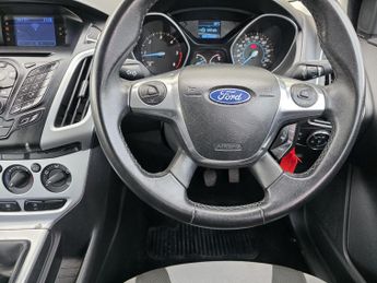 Ford Focus 1.6 TDCi Zetec Euro 5 (s/s) 5dr