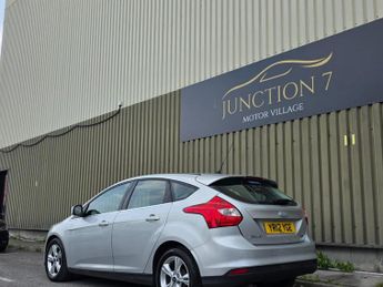 Ford Focus 1.6 TDCi Zetec Euro 5 (s/s) 5dr
