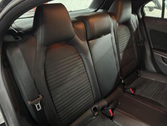 Mercedes-Benz A Class 2.1 A220 CDI AMG Sport 7G-DCT Euro 6 (s/s) 5dr