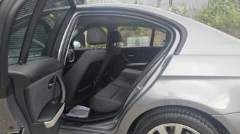 BMW 3 Series 2.0 320d SE Steptronic Euro 5 4dr
