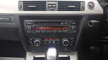 BMW 3 Series 2.0 320d SE Steptronic Euro 5 4dr