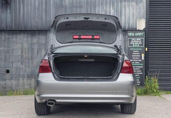 BMW 3 Series 2.0 320d SE Steptronic Euro 5 4dr