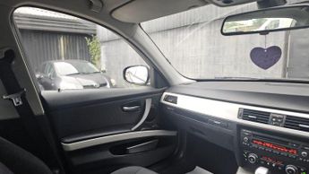 BMW 3 Series 2.0 320d SE Steptronic Euro 5 4dr