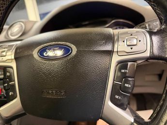 Ford Mondeo 2.0 TDCi Titanium Powershift Euro 5 5dr