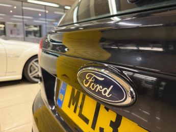 Ford Mondeo 2.0 TDCi Titanium Powershift Euro 5 5dr
