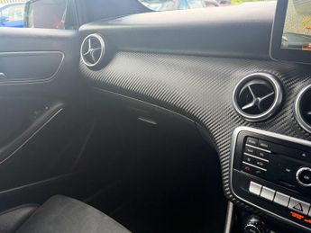 Mercedes-Benz A Class 2.1 A200d AMG Line 7G-DCT Euro 6 (s/s) 5dr