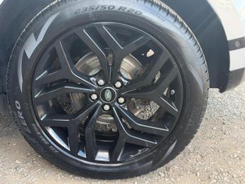 Land Rover Range Rover Evoque 2.0 D180 MHEV First Edition Auto 4WD Euro 6 (s/s) 5dr