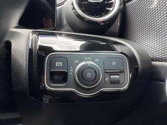 Mercedes-Benz A Class 1.5 A180d Sport 7G-DCT Euro 6 (s/s) 5dr