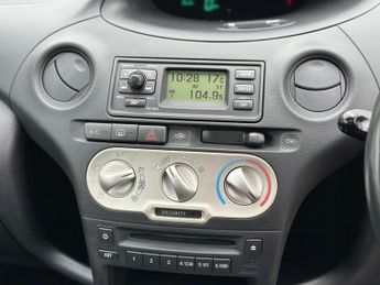 Toyota Yaris 1.3 VVT-i T Spirit 3dr