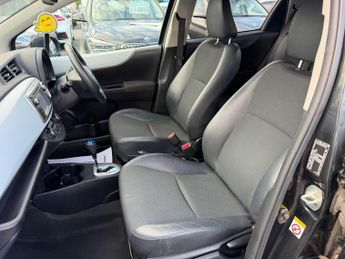 Toyota Yaris 1.5 VVT-h T Spirit CVT Euro 5 5dr