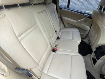 BMW X5 3.0 30d SE Auto xDrive Euro 4 5dr