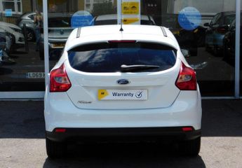 Ford Focus 1.0T EcoBoost Zetec Euro 5 (s/s) 5dr