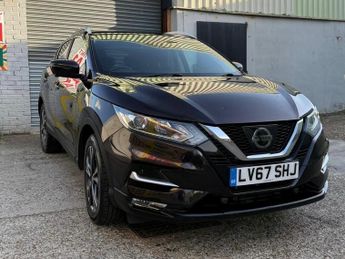 Nissan Qashqai 1.2 DIG-T N-Connecta XTRON Euro 6 (s/s) 5dr