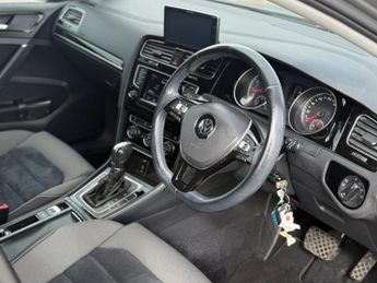 Volkswagen Golf 1.4 TSI BlueMotion Tech SE Hatchback 5dr Petrol DSG Euro 5 (s/s)