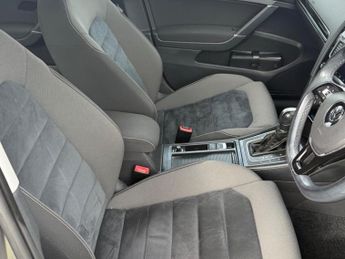 Volkswagen Golf 1.4 TSI BlueMotion Tech SE Hatchback 5dr Petrol DSG Euro 5 (s/s)