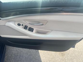 BMW 5 Series 2.0 520d M Sport Touring Auto Euro 6 (s/s) 5dr