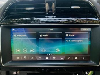 Jaguar F-PACE 2.0 D180 Portfolio Auto AWD Euro 6 (s/s) 5dr