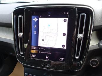 Volvo XC40 1.5h T4 Recharge 10.7kWh Inscription Auto Euro 6 (s/s) 5dr