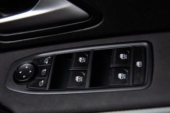 Dacia Duster 1.6 Hybrid EXTREME Auto Euro 6 (s/s) 5dr