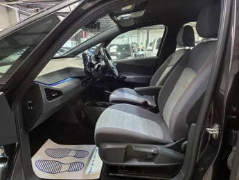 Volkswagen ID.3 Pro Performance 58kWh Life Auto 5dr