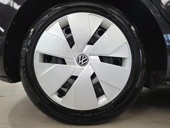 Volkswagen ID.3 Pro Performance 58kWh Life Auto 5dr