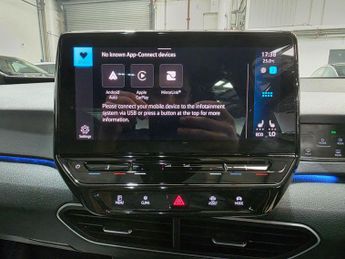 Volkswagen ID.3 Pro Performance 58kWh Life Auto 5dr