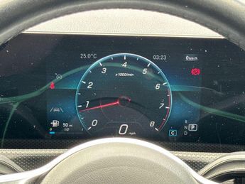 Mercedes-Benz A Class 1.3 A180 Sport (Executive) 7G-DCT Euro 6 (s/s) 5dr