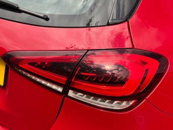 Mercedes-Benz A Class 1.3 A180 Sport (Executive) 7G-DCT Euro 6 (s/s) 5dr