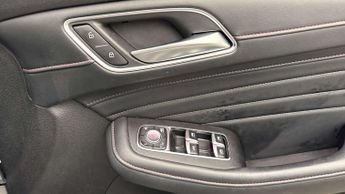 MG MG HS 1.5 T-GDI 16.6kWh Trophy Auto Euro 6 (s/s) 5dr