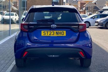 Toyota Yaris 1.5 VVT-h Design E-CVT Euro 6 (s/s) 5dr