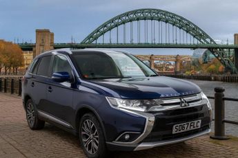 Mitsubishi Outlander 2.2 DI-D 3 4WD Euro 6 (s/s) 5dr