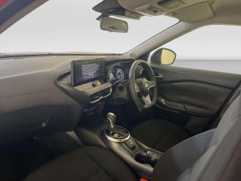 Nissan Juke 1.6 Acenta Premium SUV 5dr Petrol Hybrid Auto Euro 6 (143 ps)