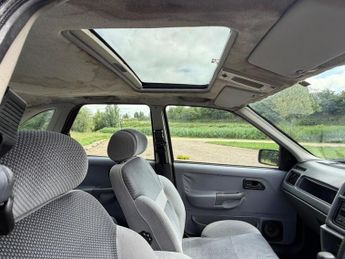 Ford Sierra 1.8 LX Hatchback 5dr Petrol Automatic (89 bhp)