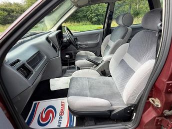 Ford Sierra 1.8 LX Hatchback 5dr Petrol Automatic (89 bhp)