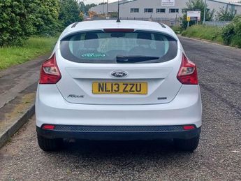 Ford Focus 1.6 TDCi Zetec Euro 5 (s/s) 5dr