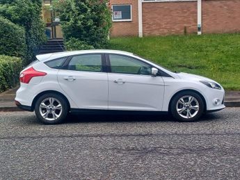 Ford Focus 1.6 TDCi Zetec Euro 5 (s/s) 5dr