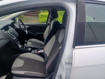 Ford Focus 1.6 TDCi Zetec Euro 5 (s/s) 5dr