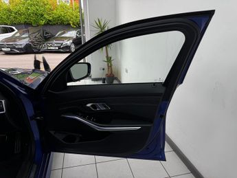 BMW 3 Series 2.0 320i M Sport Auto Euro 6 (s/s) 4dr