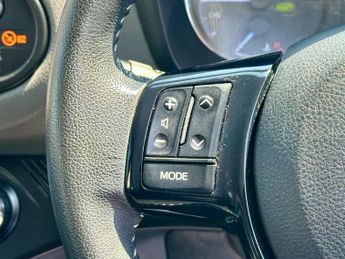 Toyota Yaris 1.5 VVT-h Icon E-CVT Euro 6 (s/s) 5dr
