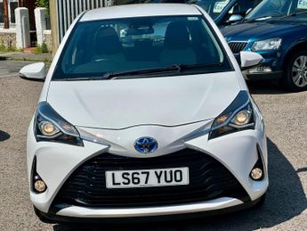 Toyota Yaris 1.5 VVT-h Icon E-CVT Euro 6 (s/s) 5dr