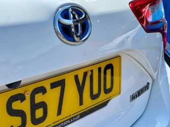 Toyota Yaris 1.5 VVT-h Icon E-CVT Euro 6 (s/s) 5dr