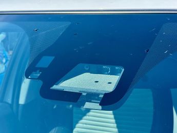 Toyota Yaris 1.5 VVT-h Icon E-CVT Euro 6 (s/s) 5dr