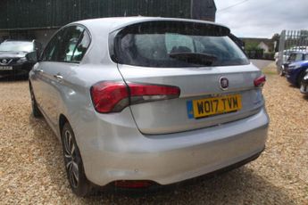 Fiat Tipo 1.4 MPI Lounge Euro 6 5dr