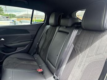 Peugeot 408 1.2 PureTech GT Fastback 5dr Petrol EAT Euro 6 (s/s) (130 ps)