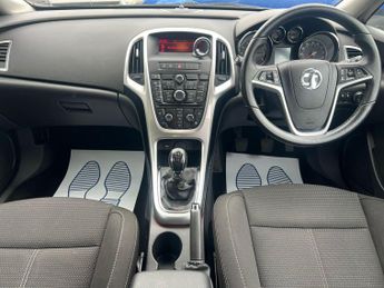 Vauxhall Astra 1.6i SRi Euro 6 5dr