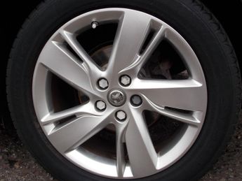 Vauxhall Astra 1.6i SRi Euro 6 5dr