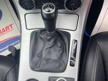 Mercedes-Benz SLK 2.1 SLK250 CDI BlueEfficiency AMG Sport G-Tronic+ Euro 5 (s/s) 2
