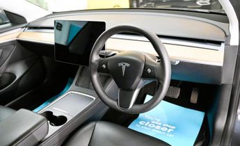 TESLA Model 3 Standard Range Plus Saloon 4dr Electric Auto RWD (241 bhp) +FREE