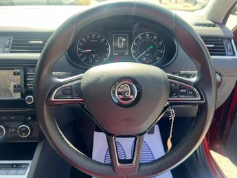 Skoda Octavia 1.6 TDI SE Business DSG Euro 6 (s/s) 5dr